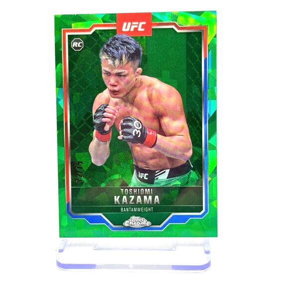 2025 Topps Chrome Sapphire UFC Toshiomi Kazama Rookie Green Refractor 72/75 SP - Picture 1 of 2
